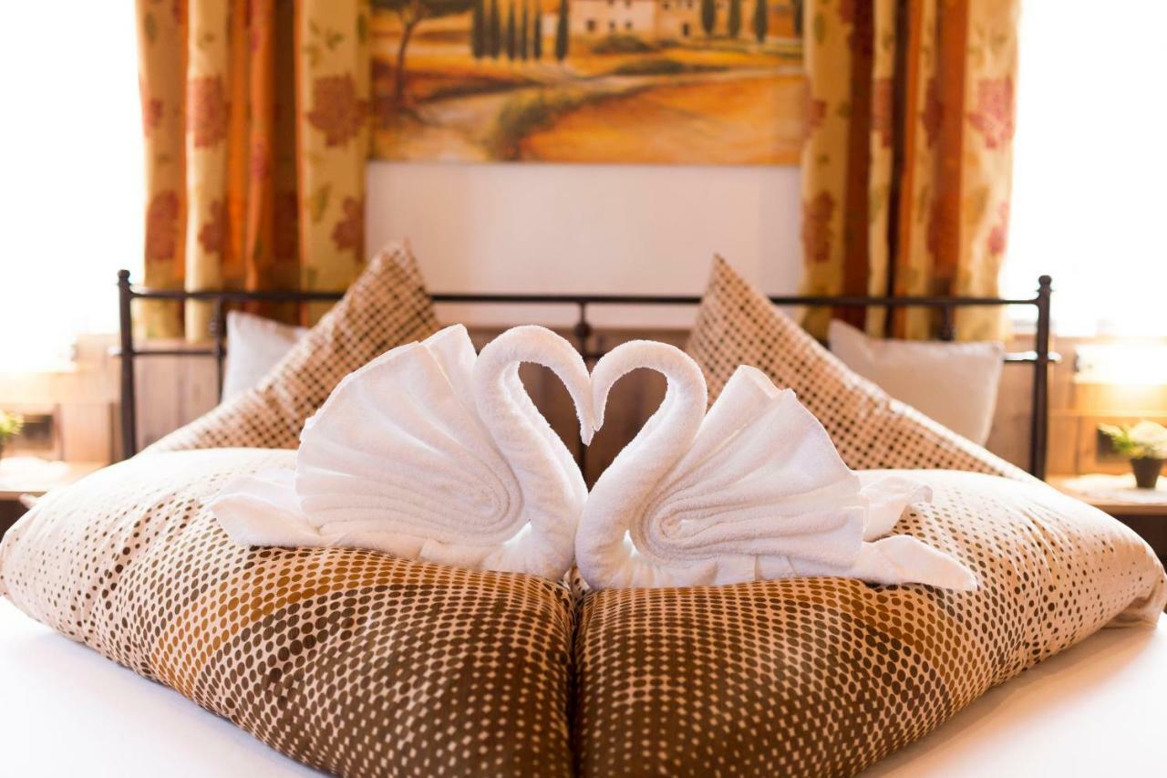 Gasthof Piburger See Hotel Oetz Ngoại thất bức ảnh